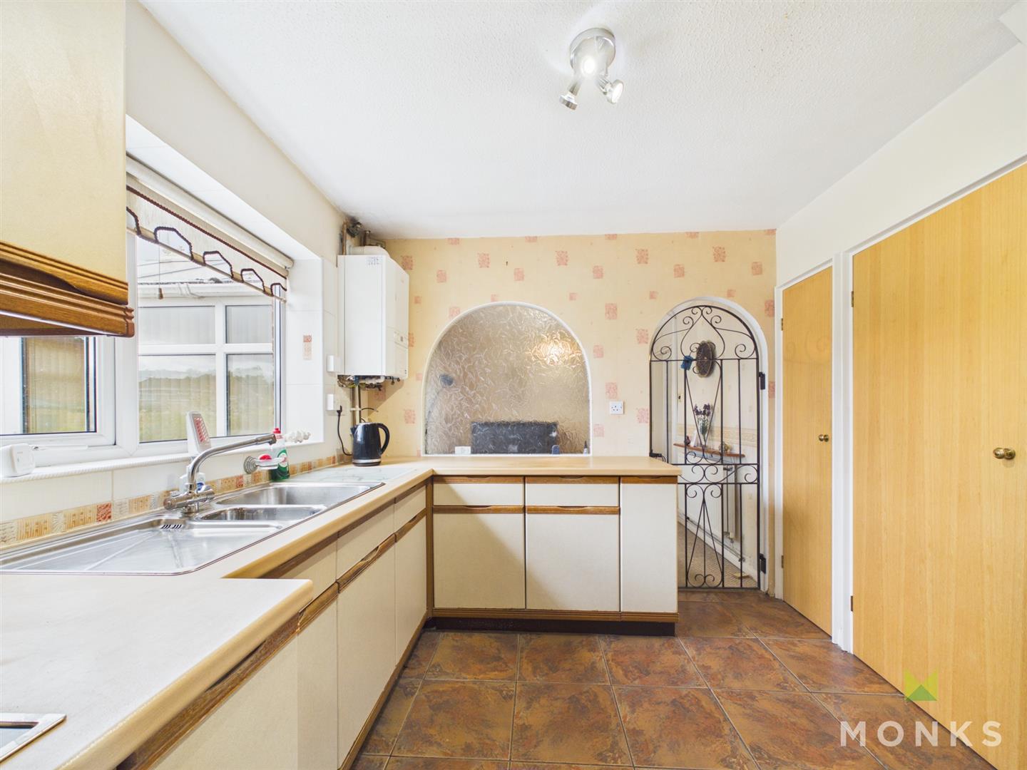 11 Whittington Close, Shrewsbury, SY1 4TG For Sale